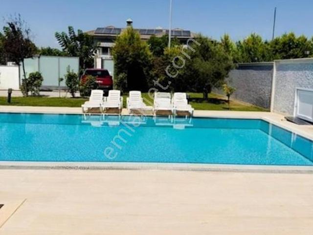 Tepekentte Müstakil Havuzlu, Geniş Bahçeli Kiralık Villa