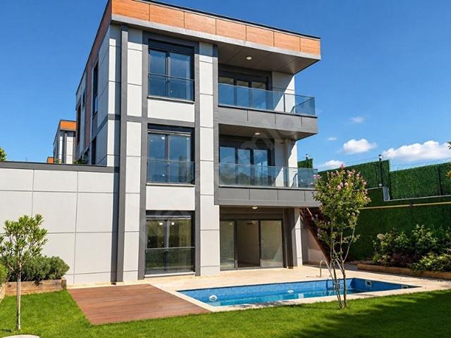 TEPEÖRENDE 616 M ARSA PAYLI, HAVUZLU, SAUNALI 7+1 AKILLI VİLLA