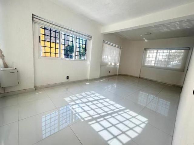 TEPEYAC INSURGENTES, CASA REMODELADA EN VENTA
