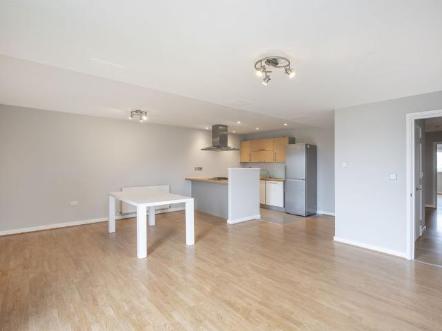 Tequila Wharf, Commercial Road, London E14, 2 bed flat to rent, £2,500 pcm | PrimeLocation