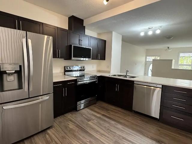 Terwillegar Townhome for rent — 2 Bedrooms Townhouse