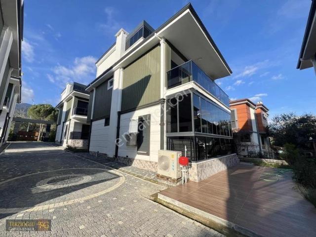 Terzioğludan Güre Oteller Bölgesi Şok Fiyat 3+1 Bağımsız Villa
