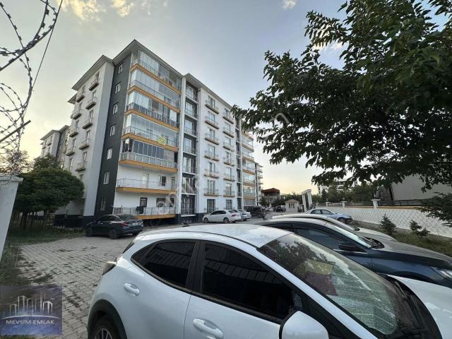 Eminevime Uygun Terzioğlunda Site İçi Satılık 3+1 Daire