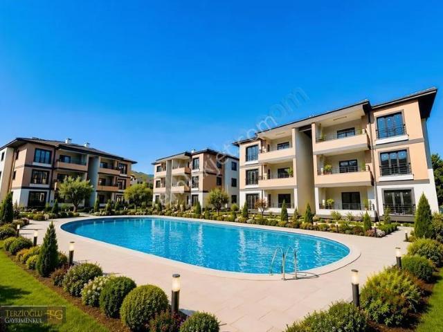 Terzioğlu'ndan Denize 200 Metre Havuzlu Sitede 2+1 Deluxe Daire