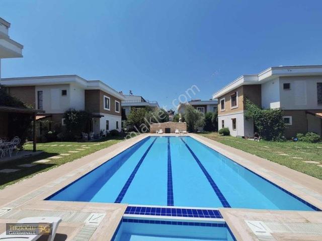 Terzioğlundan Denize Yakın Devamlı Kiralık Eşyalı 3+1 Lüksvilla