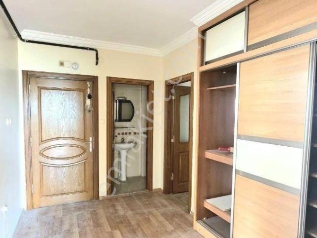 Teras Gayrimenkul'den Öğretmenler Mahallesinde Kiralık Binamız