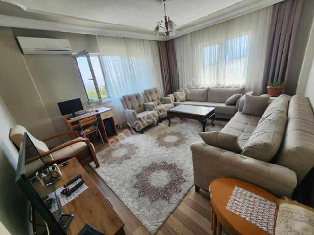 Teras Parka Yakın Site İçerisin De Manzaralı 3+1 Kiralık Daire