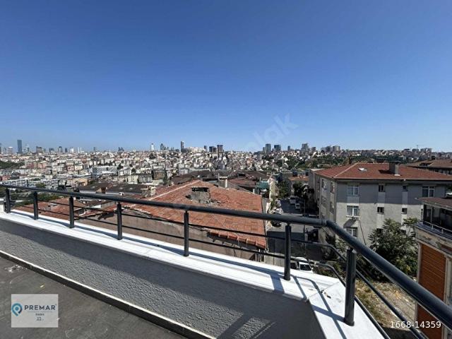 Teraslı, Kapalı Otoparklı, Sıfır Binada Dubleks
