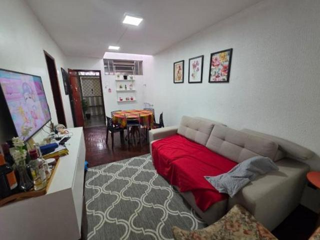 Terceira Avenida Apartamento de 03 quartos, com excelente metragem!