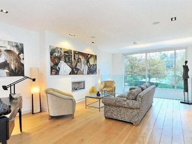 Tercelet Terrace, Hampstead NW3 4 bed house to rent £14,083 pcm £3,250 pw