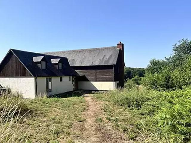 Tercillat 23350 Achat / Vente maison 10 pièces t10 parking