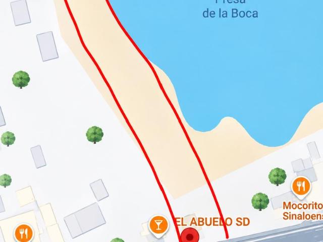 TERENO SOBRE CARRETERA NACIONAL