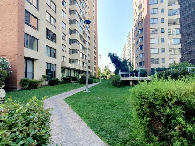 Teresa Vial/ Rey Alberto El Llano. 2 D + 2 B + Box + Bodega