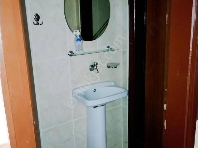 Terminal Caddesinde 4 Artı 1 Satılık Lüks Arakat Daire