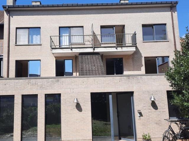 TERNAT centrum: luxueus appartement 4 slaapkamers 180m²