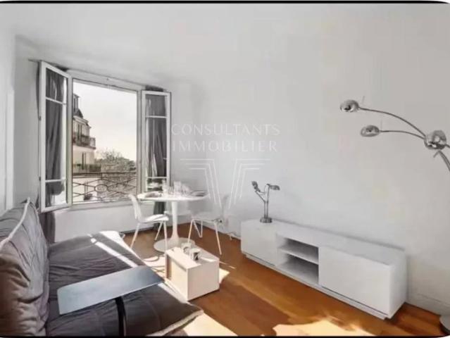 TERNES. BEAU DEUX PIÈCES EN ÉTAGE ÉLEVÉ VUE DÉGAGÉE