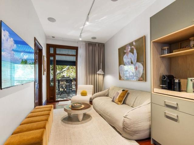 Terrace House, Fully Furnished in Unbeatable Location 3 Bed | 2 Bath | 1 Car