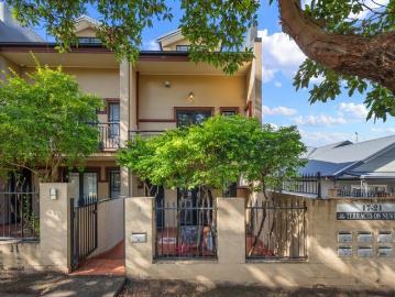 Terrace Living in the Heart of Mortdale