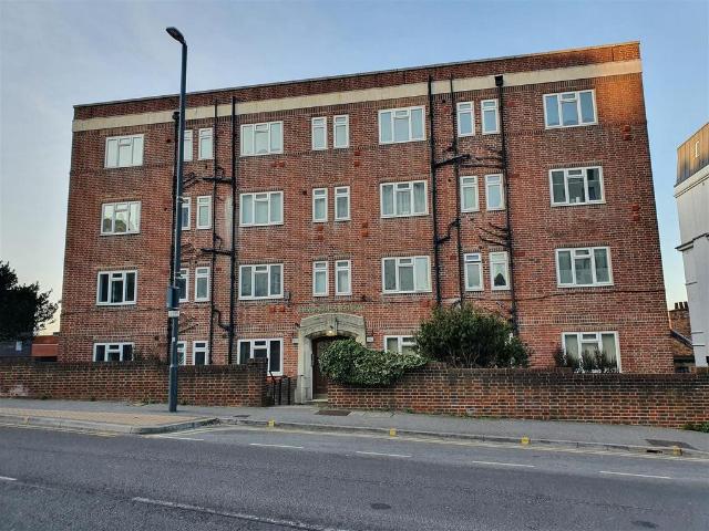 Terrace Road, Bournemouth 1 bed flat to rent £775 pcm £179 pw