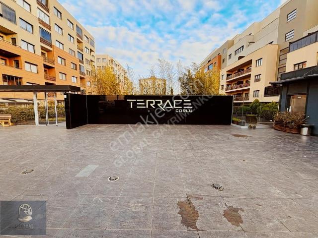 Terrace Yatay Mimari Arakat Güney Cephe 180 M2 3+1 !