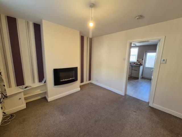 Terraced to let