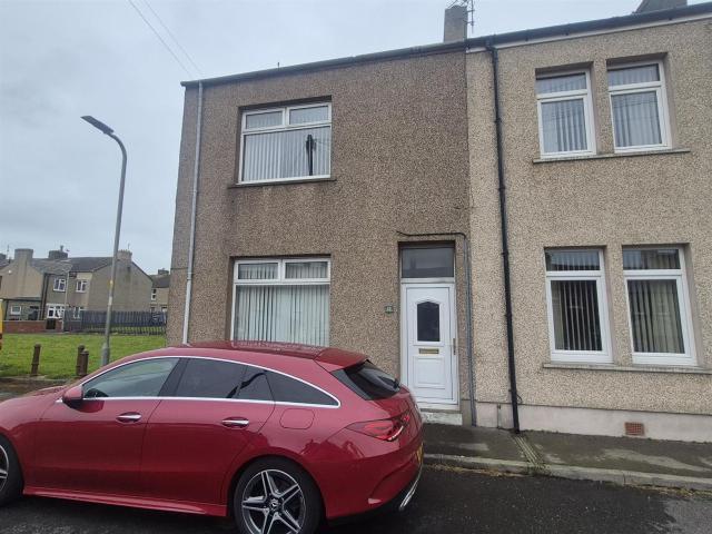 Terraced to let
