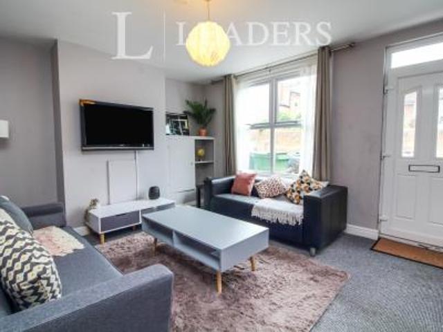 Terraced to rent in Wylds Lane, Worcester, WR5 | Leaders