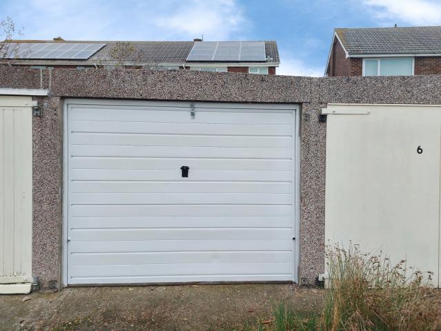 Terraced to rent in 19 Park Farm Avenue, Fareham, PO15 | Leaders