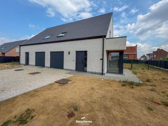 Terraced House