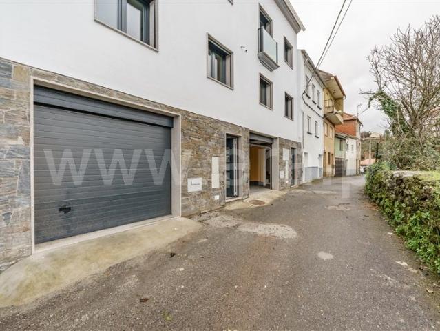 Terraced House T2 / Covilhã, Casegas