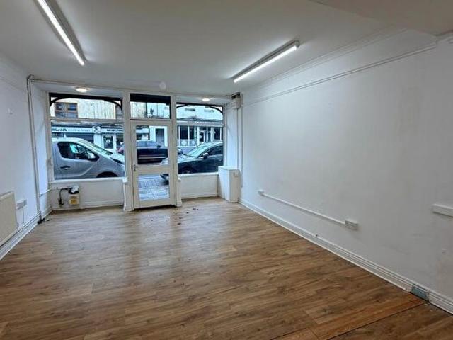 Terraced House To Rent In Castle Street, Tredegar, NP22