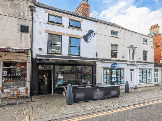 Terraced house to rent