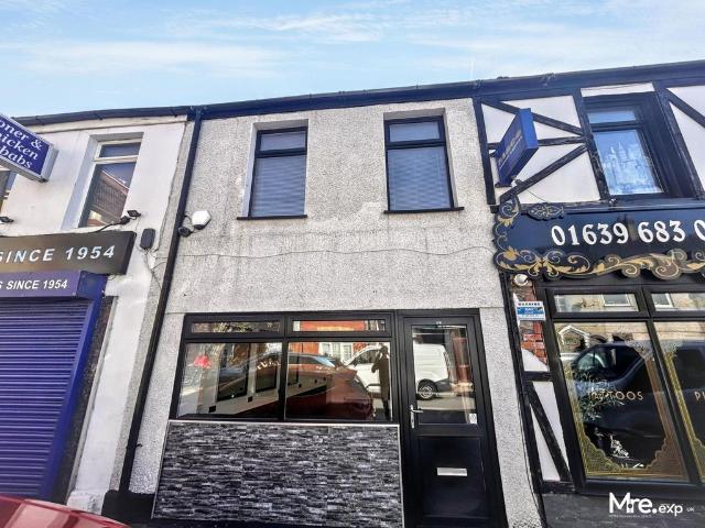 Terraced house for sale