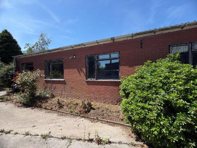 Terraced house for sale