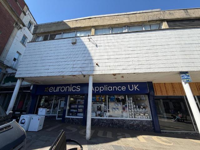 Terraced house for sale