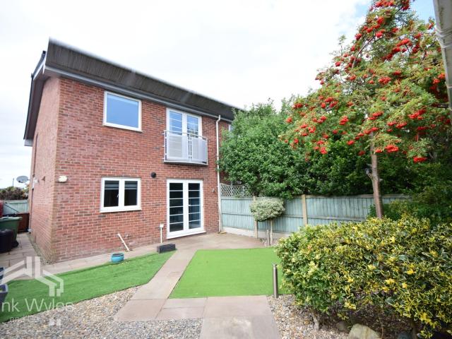 Terraced house in King Edward Avenue, Lytham St Annes, Lancashire