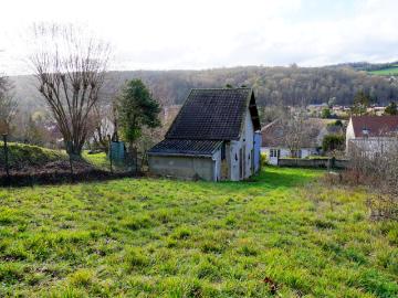 Ancien bâtiment agricole sur terrain à bâtir 524 m2