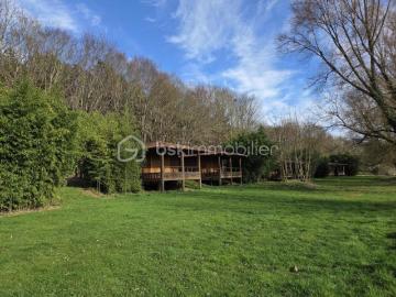 TERRAIN DE LOISIRS, CHALETS