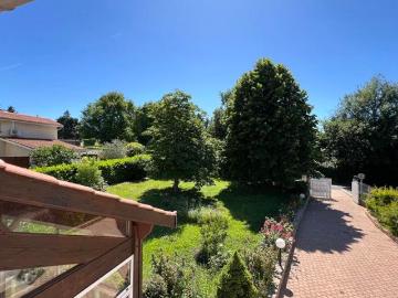 Terrain 1200m²