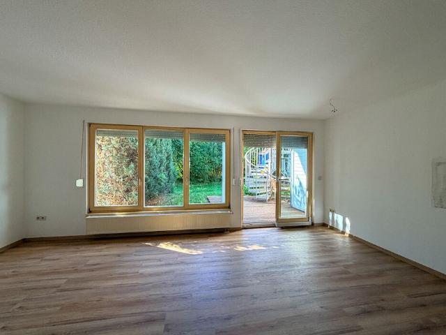 Terrasse – Garage – modernisiert | 2 Zimmer Wohnung Plauen Neundorf