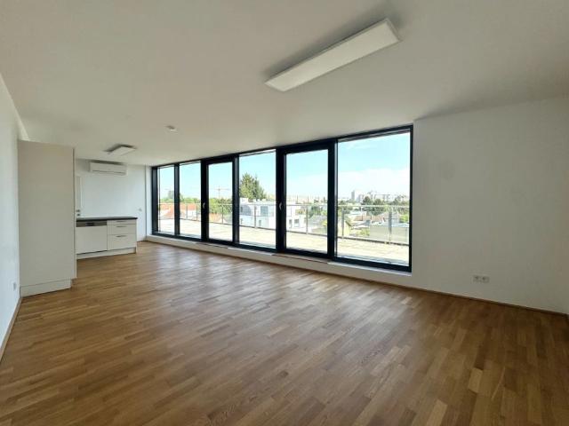 Terrassentraum zwischen Donauzentrum und Alter Donau 3 Zimmer inkl. Klimaanlage und Einbauküche