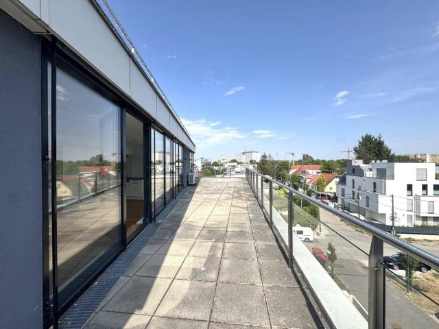Terrassentraum zwischen Donauzentrum und Alter Donau 3 Zimmer inkl. Klimaanlage und Einbauküche