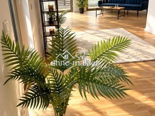Terrassen Wohnt r aum mit Loft Charakter und eigenem Garten