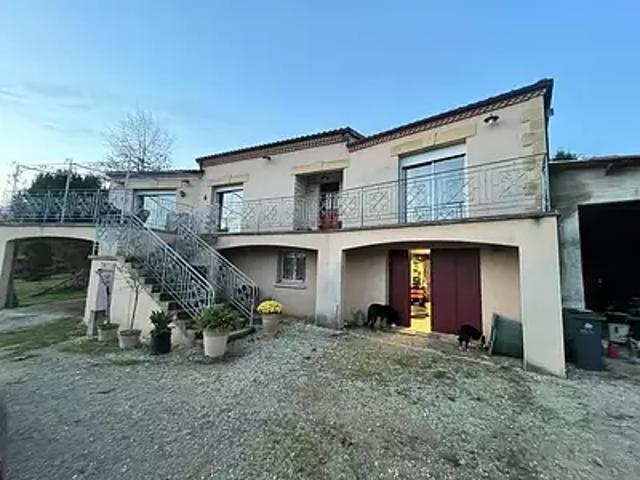 Terrasson Lavilledieu 24120 Achat / Vente maison 5 pièces t5 parking