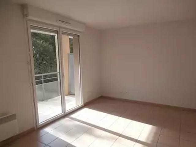 Terrasson Lavilledieu 24120 Location appartement 2 pièces t2 balcon