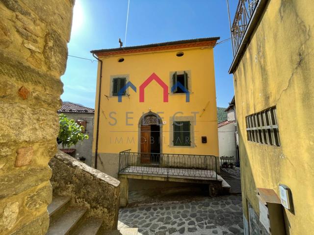 Terratetto in vendita a Bagni di Lucca, Palleggio