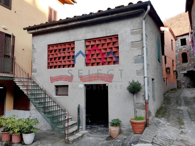 Terratetto in vendita a Borgo a Mozzano, Anchiano