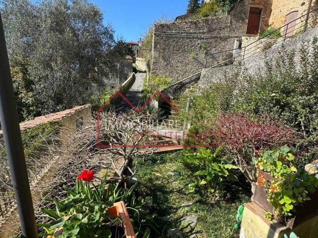Terratetto in vendita a Camaiore