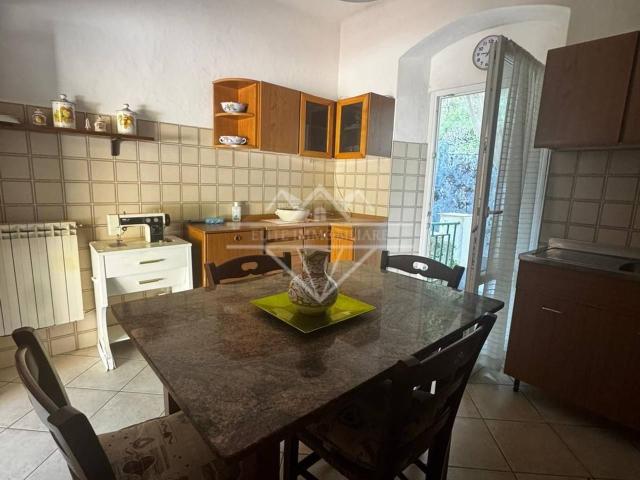 Terratetto in vendita a Carrara