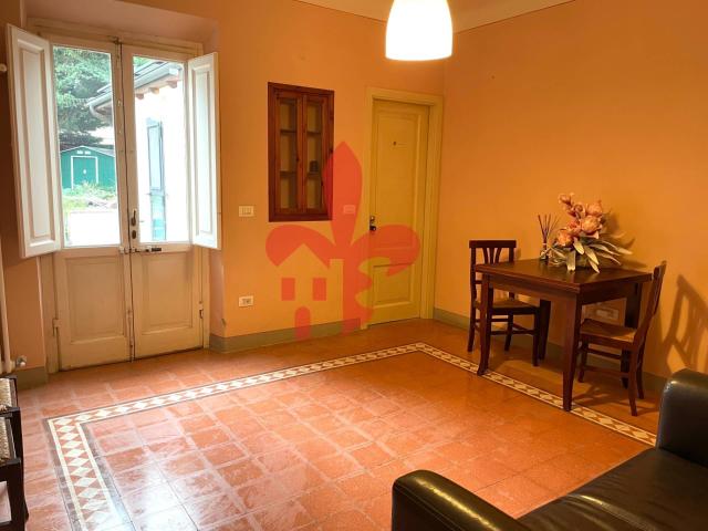 TERRATETTO in VENDITA a FIRENZE LEGNAIA / SOFFIANO di 7 vani